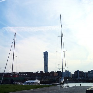 >>>Klick<<< für weitere Infos bei Baunetz "twisted torso" von Calatrava